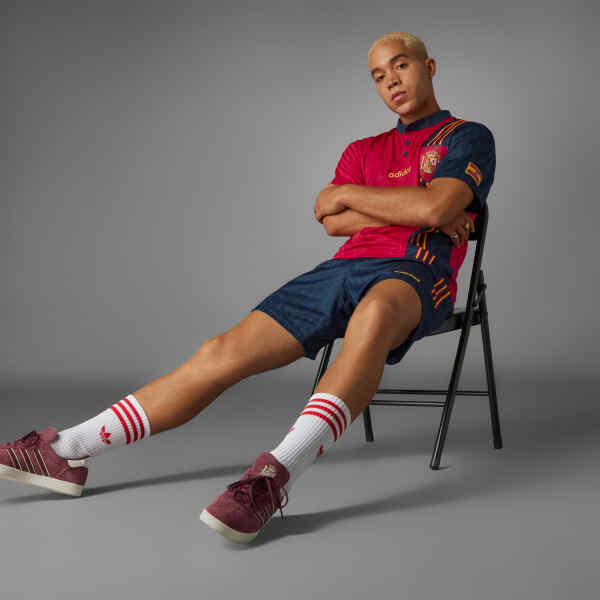 adidas Spain 1996 Home Mens Soccer Jersey Bold Red Asia-Fit adidas Spain 1996 Home Mens Soccer Jersey Bold Red Asia-Fit