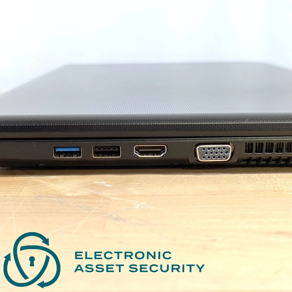 Toshiba Satellite C55D-B5102 AMD A8-6410 APU 2,00 GHz 4 GB RAM (sin unidad) Foto 2 de 4