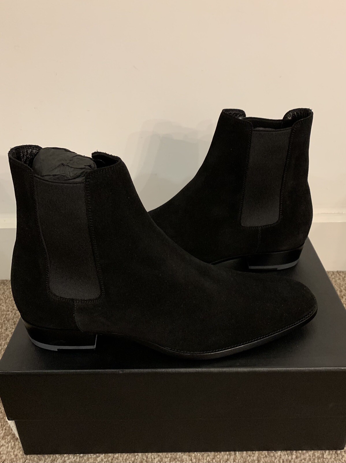 Stivali Chelsea da uomo Saint Laurent pelle scamosciata nera UK9 5 EU43 5 £900 NUOVI CON ETICHETTE in vendita £795