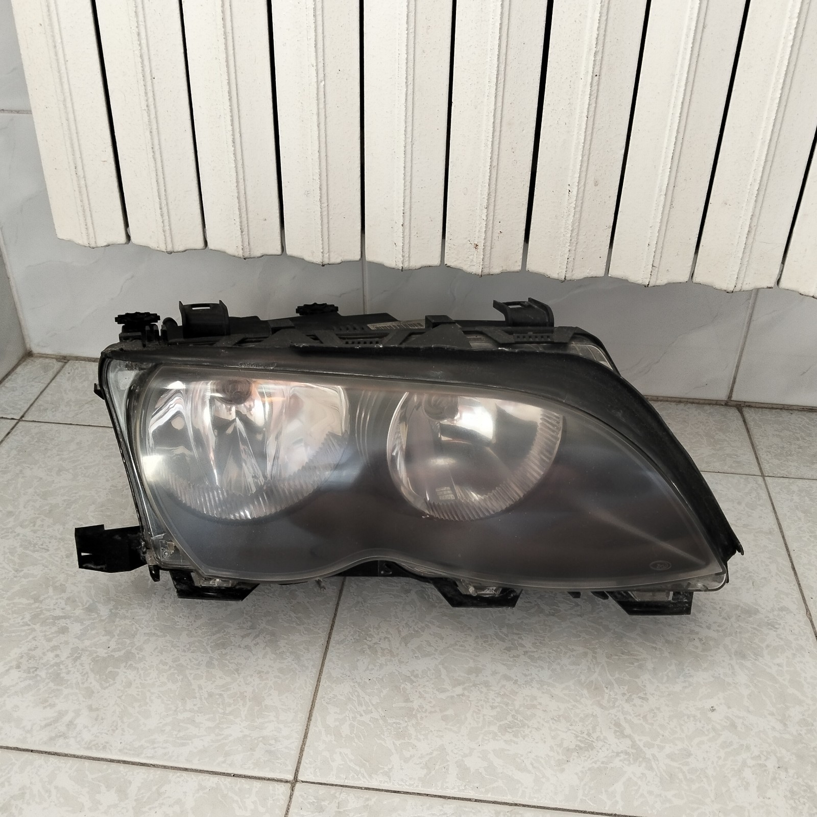 Faro anteriore destro BMW Serie 3 E46 restyling 2001-2005. 63.12-6 910 956
