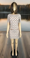 Nicole Miller New York Dress Beige Geometric Knit Shift Pockets Women XS/TP NWT