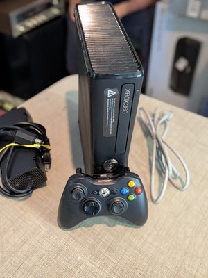 SUPER CLEAN! Xbox 360 Slim Console Controller Bundle! Tested! 1 YEAR Warranty!