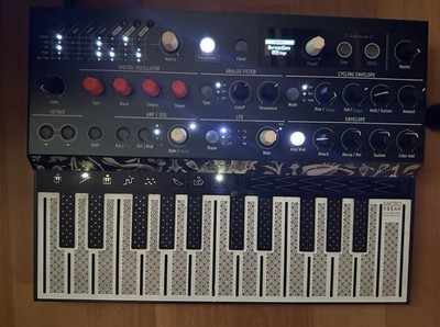 Arturia MicroFreak Hybrid Analog/Digital Synthesizer with Advanced Digital Oscil