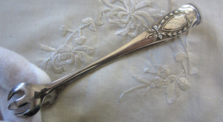 ANTIQUE ALVIN STERLING 'APOLLO' 5" SUGAR TONGS ENGRAVED "N" AND "12 25 10"