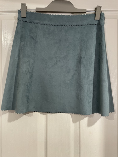 NWT HYFVE FAUX SUEDE SHORT MINI SKIRT Blue Green Scalloped Edges Zip Up MSRP $42 - Bild 1 von 5