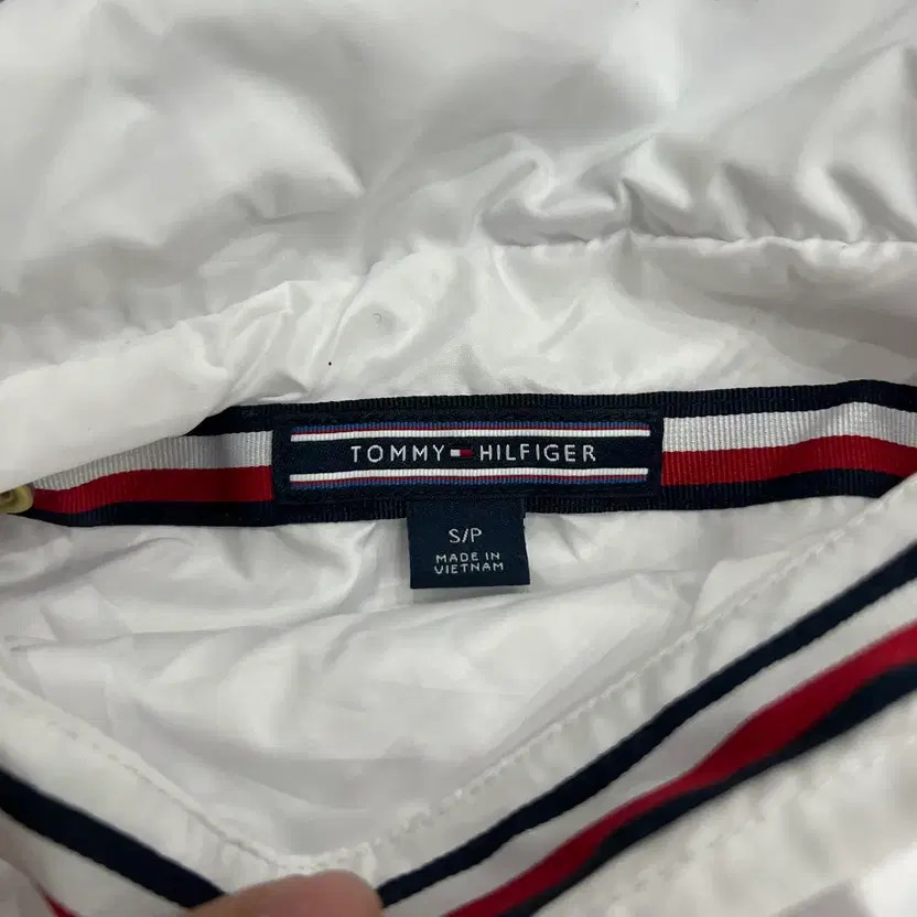 Tommy Hilfiger Women's Windbreaker Hoodie Jacket, Size S thumbnail 2
