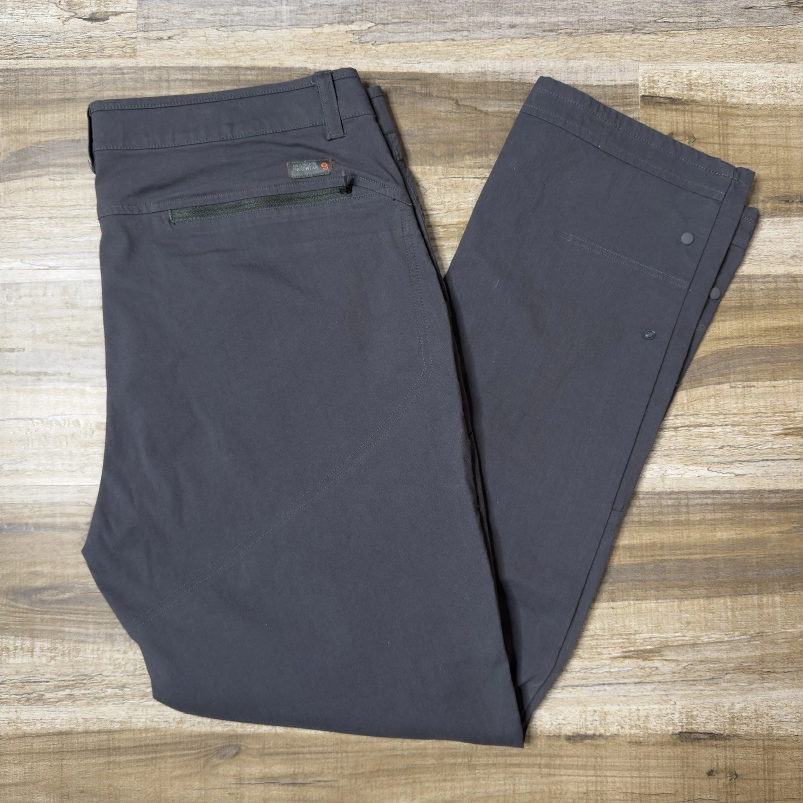 Mountain Hardware Outdoor Pant Mens Size 38x30 Hiking Trekking Gray
