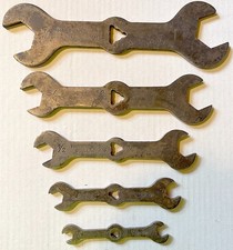 Vintage Crown Open End Wrenches with Thread Cleaner, Steel, Made in USA (5)