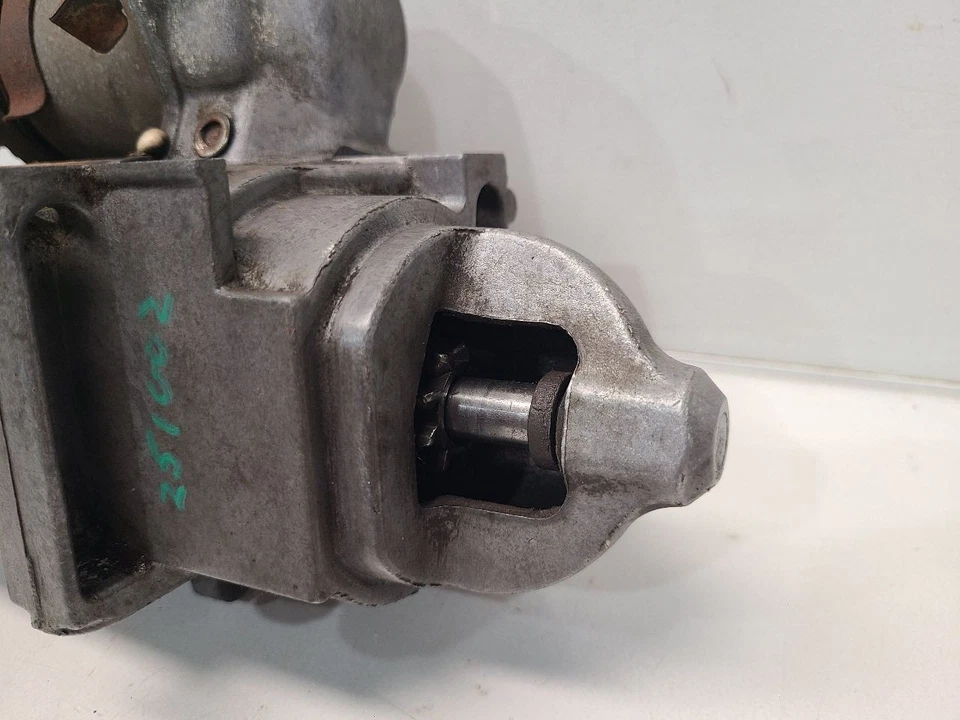 Chevrolet Tahoe 1997 (5,7 L/AT/4x4) motor de arranque Foto 2 de 4