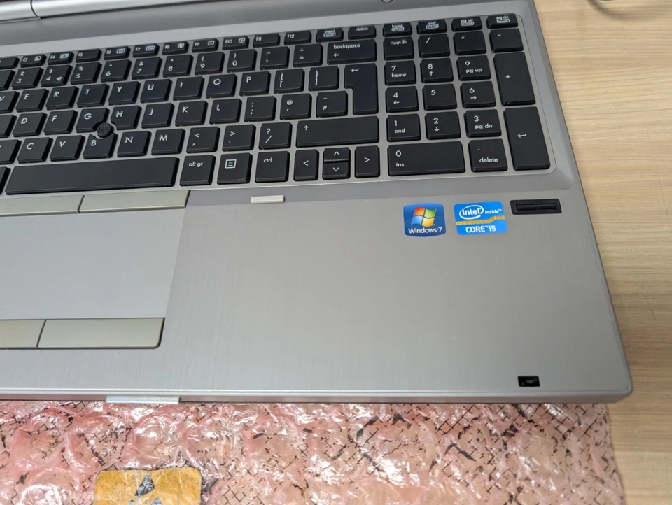 HP EliteBook 8570p - i5-3360M - 4GB Ram - No Storage - Image 4 of 4