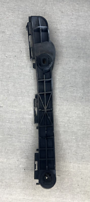 10-15 Lexus IS250C IS350C ISC REAR BUMPER RETAINER UPPER RIGHT OEM 52562-53020