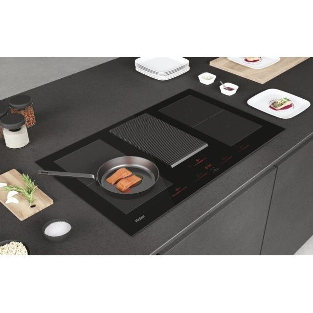 CLEARANCE! Inc Full warranty just tatty Packaging WAS £1699
