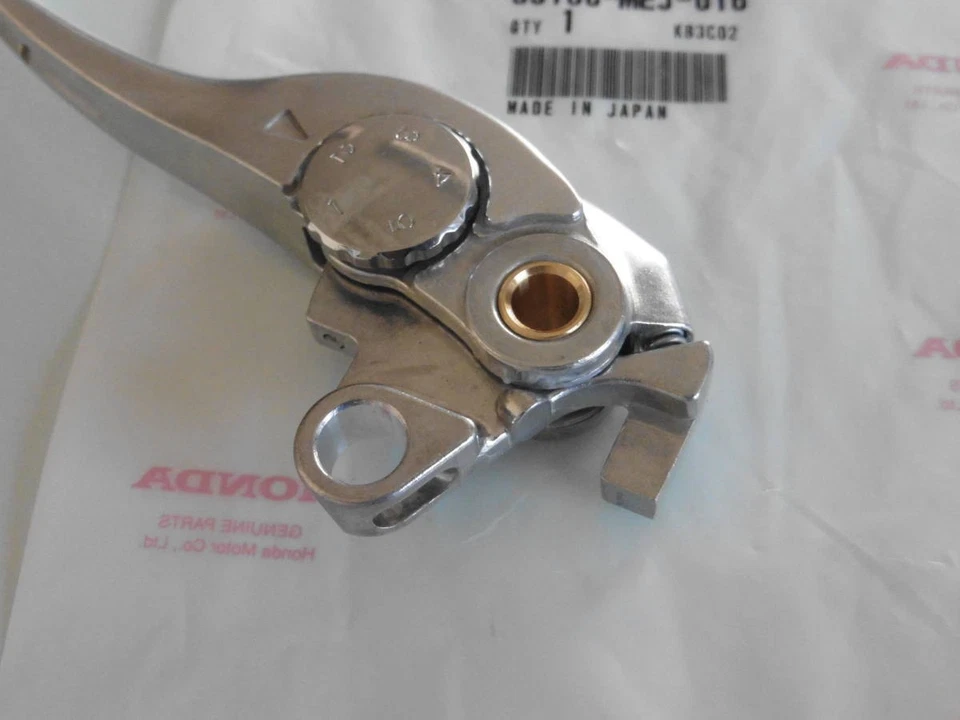 Palanca de embrague genuina Honda CB1100 CB1300SF CBR1000RR VFR1200F VFR800 nueva sin usar Foto 3 de 4