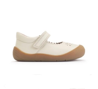 Startrite Eva Mädchen First Walker in creme Leder mit Zehenschutz
