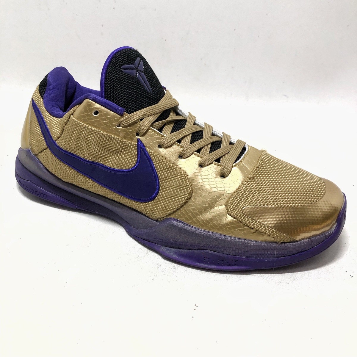 Nike Kobe 5 Protro Undefeated Hall of Fame Size 12 /46 Gold