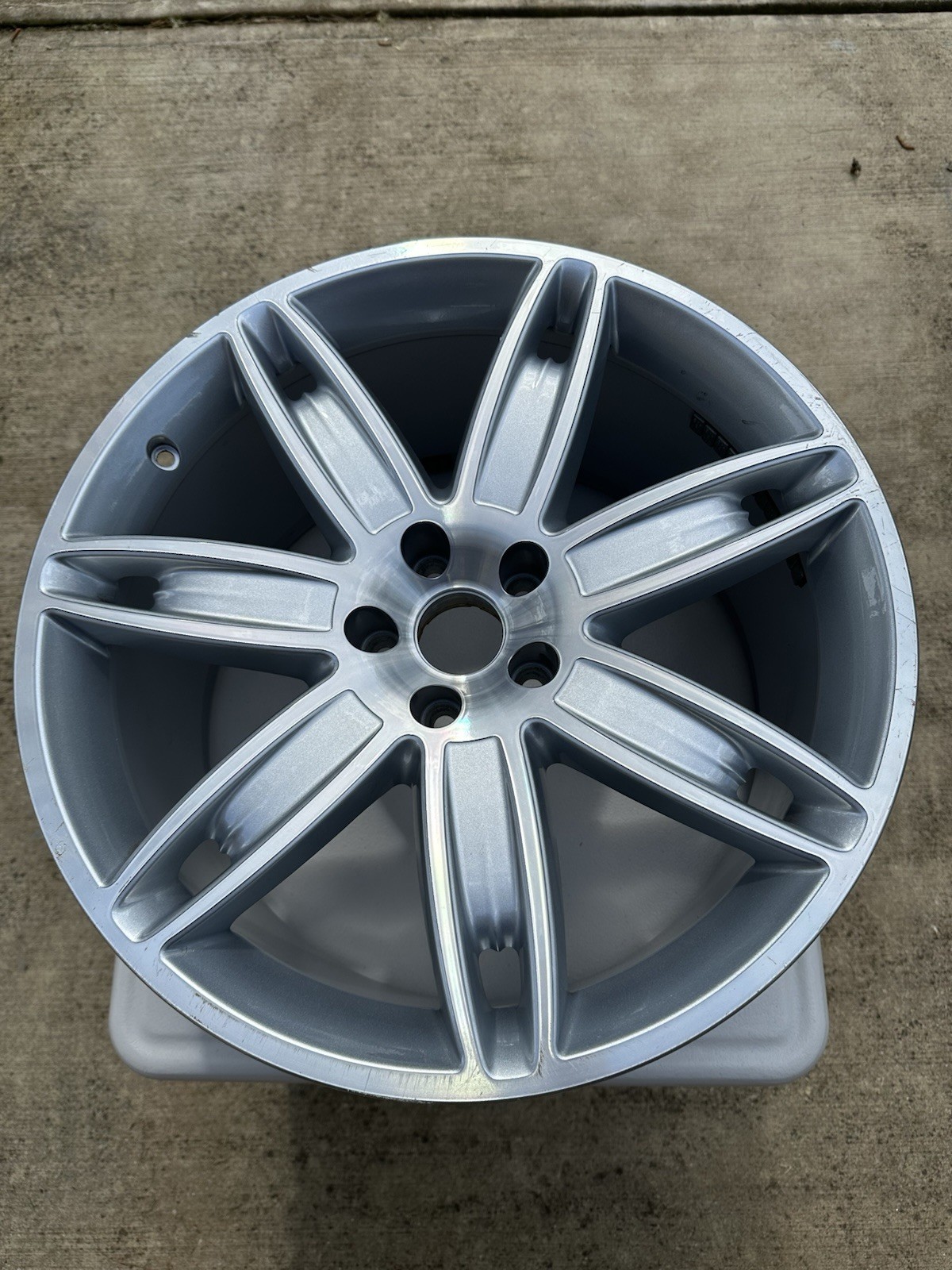 Maserati Quattroporte Ghibli 2013 - 2017 Rear 20" × 10.5" OEM Wheel Factory Rim 