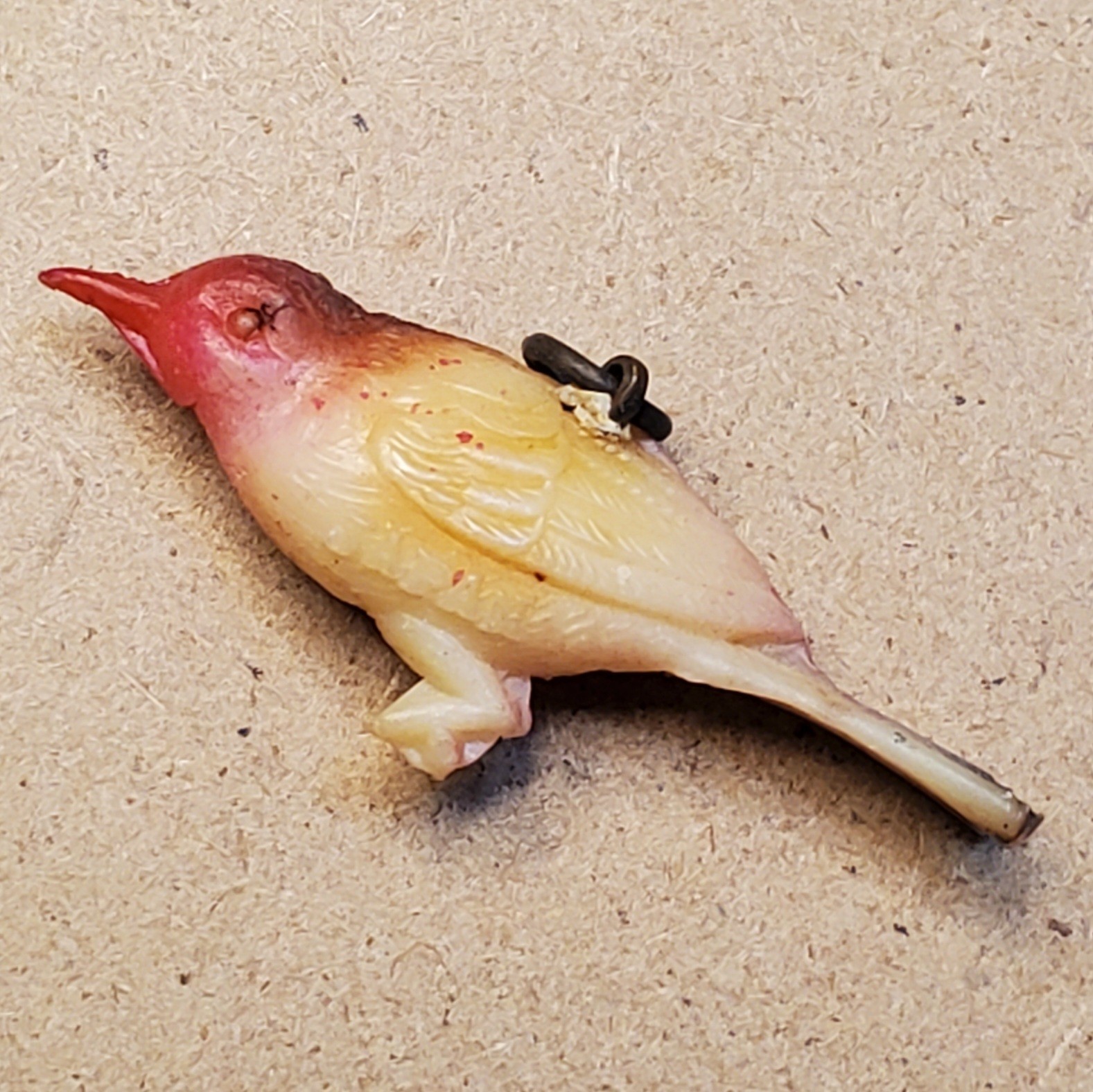 SONGBIRD BIRD celluloid gumball charm not Cracker Jack ML51