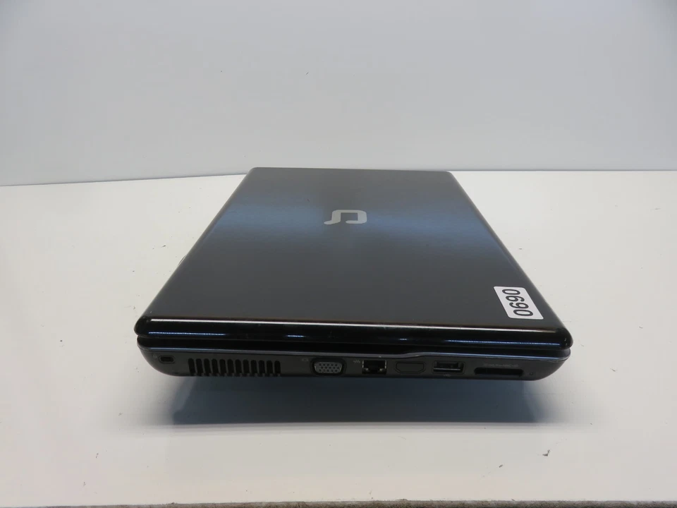 Portátil Compaq CQ61-410US AMD Sempron M120 2 GB Ram sin disco duro ni batería Foto 2 de 4