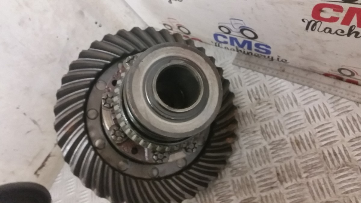 Ford 5000 Rear Bevel Gear (37:6) 81824192 and Differential 