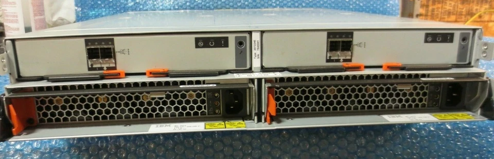 IBM Storwize V3700 2072-24E Expansion Array, 2x Expansion Canister, NO HDD - Image 3 of 4