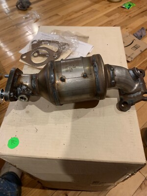 2007-2009 Audi S8 Catalytic Converter With Integrated Exhaust Manifold - View #13