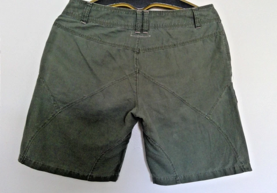 Pantalones cortos de mujer de lino/algodón verde militar de Free People talla 8 Foto 3 de 4