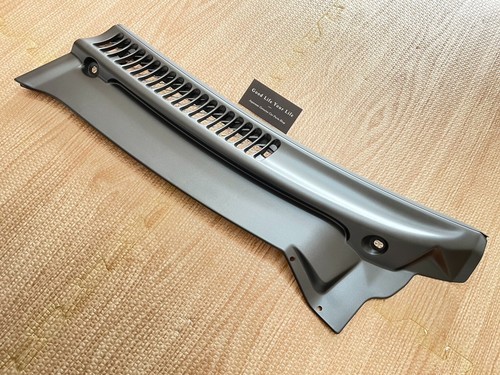 NISSAN Z32 300ZX KAUL TOP GRILLE LH 1990/01-1996/08 OEM 66810-40P00 OEM Genuine - Picture 6 of 12