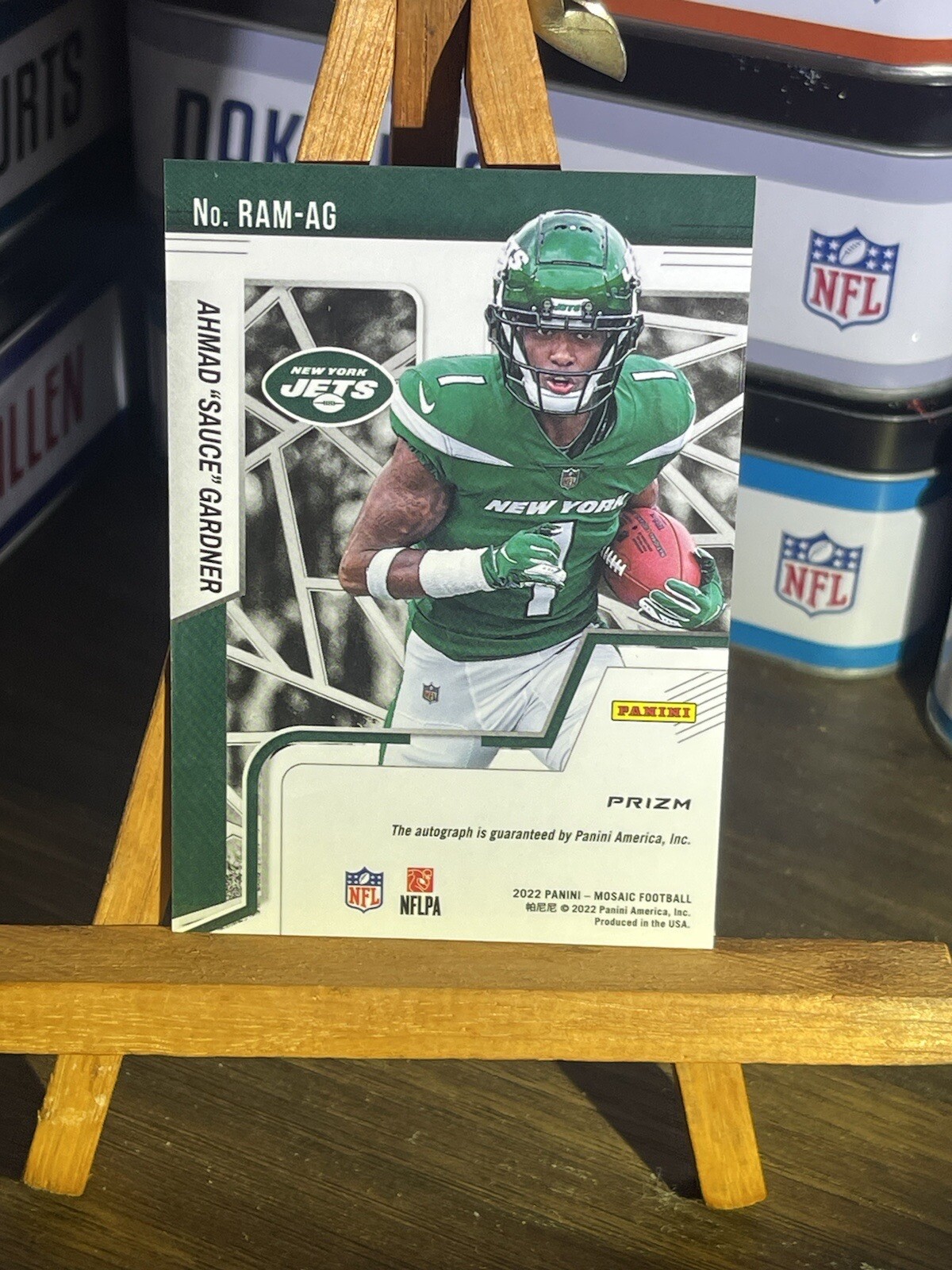 2022 Panini Mosaic Football Ahmad "Sauce" Gardner Rookie Autographs RED