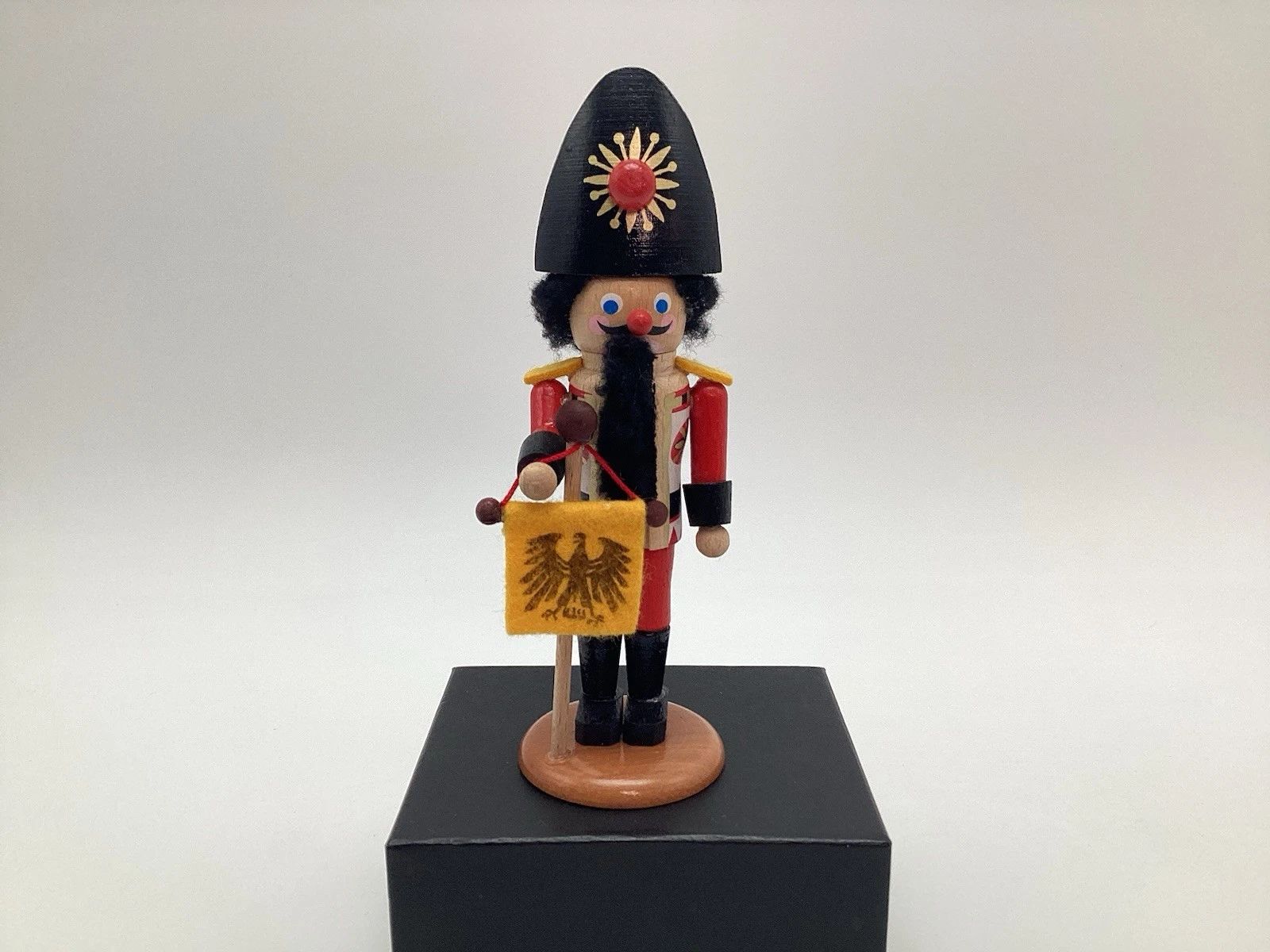 Steinbach Wooden Soldier Nutcracker 5.5” Handmade Germany Yellow Flag Decoration