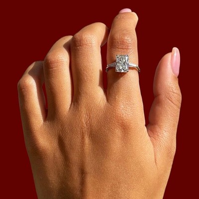 Exklusiver Diamantring 950 Platin Radiant Cut IGI Lab Grown E F VVS2