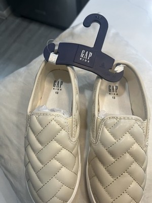 GAP Kids Quilted Slip-On Low Top Casual Shoes Beige Round Toe Boys Size 13