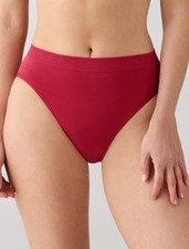 Wacoal 834175 B-Smooth  Seamless Hi-Cut