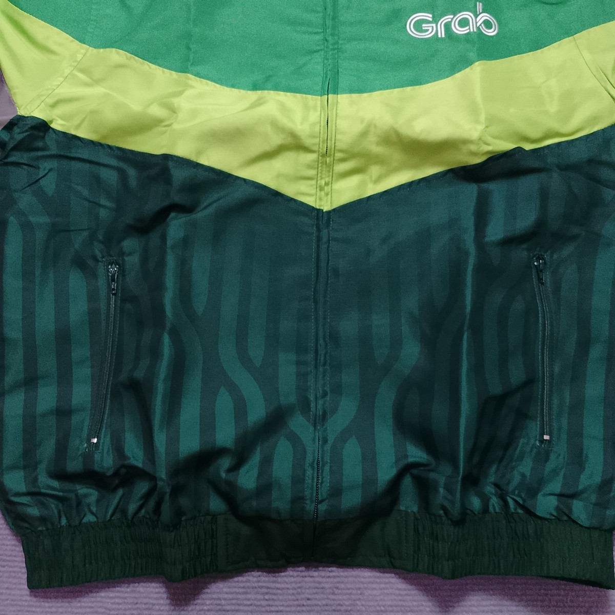 GRAB Food Thailand Delivery Employee Nylon Jacket Green Large 