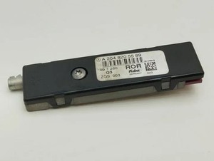 MERCEDES-BENZ C W204 Antennenverstärker  A2048205589 2.15 Diesel 100kw 21224817