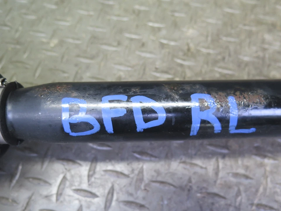 BMW E60 M5 2006-2010 suspensión trasera izquierda o derecha eje 2282668 OEM Foto 2 de 4