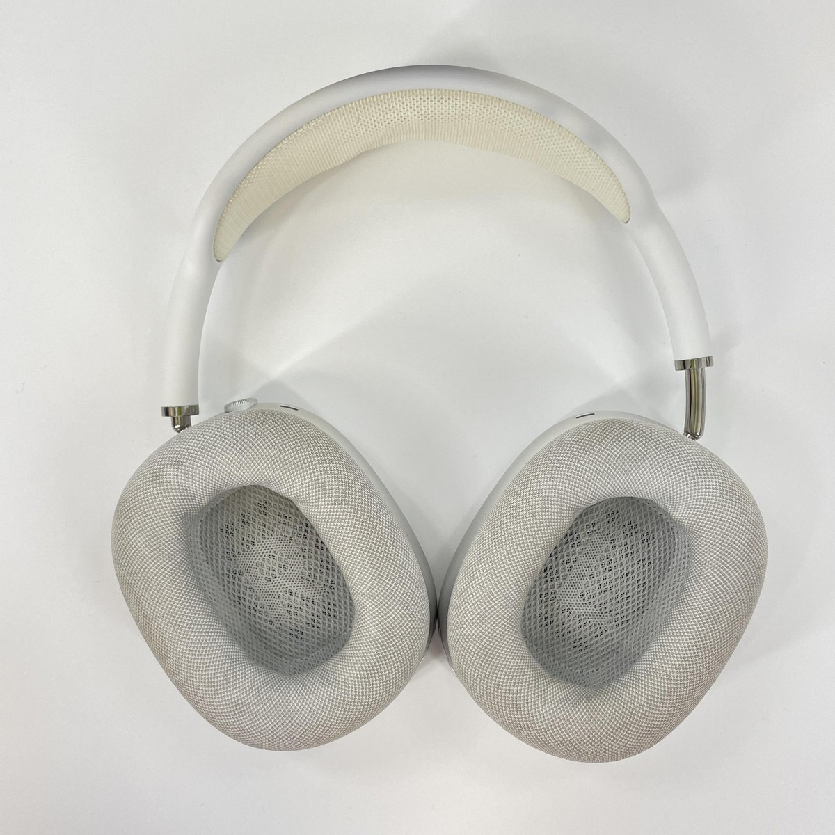 AirPods Max Lightning Silver w/ Smart Case - Good Condition | eBay