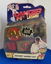 Danger Mouse Secret Agent Kit Glow in the Dark Eyepatch Jazwares