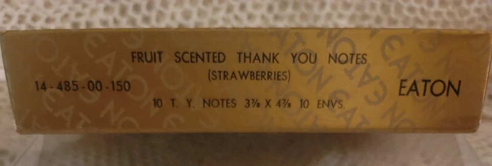 NUEVA Caja de 10 Tarjetas y Sobres Diseño Fresa de Gracias EATON (4"x5") Foto 3 de 4