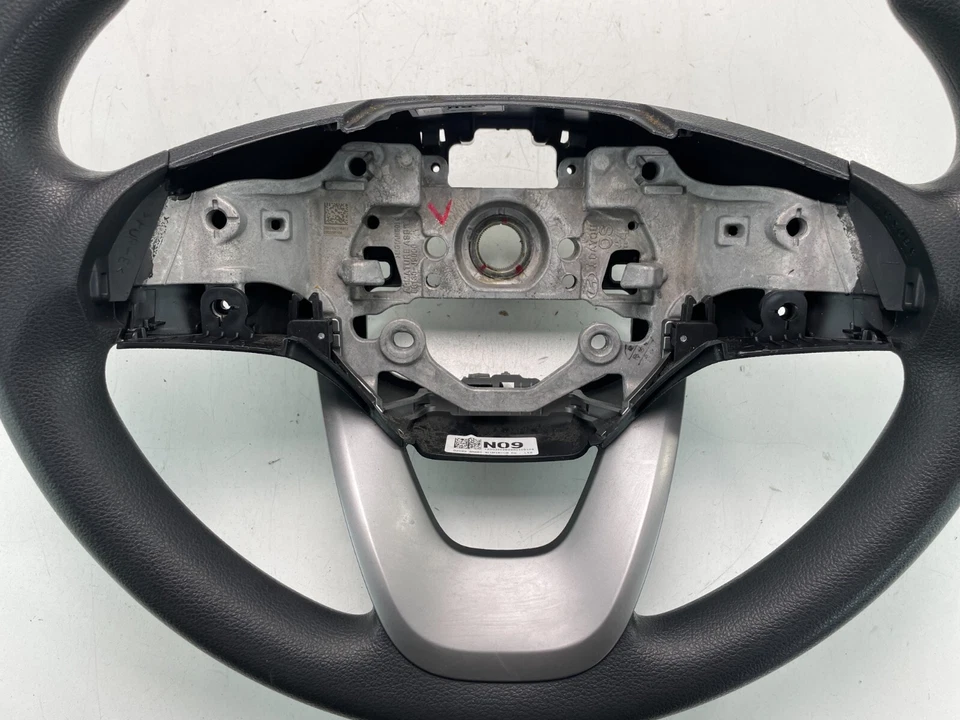 2018-2021 HYUNDAI KONA LEFT STEERING WHEEL W/O CRUISE SWITCH OEM, 56130-J9000 - Image 2 of 4