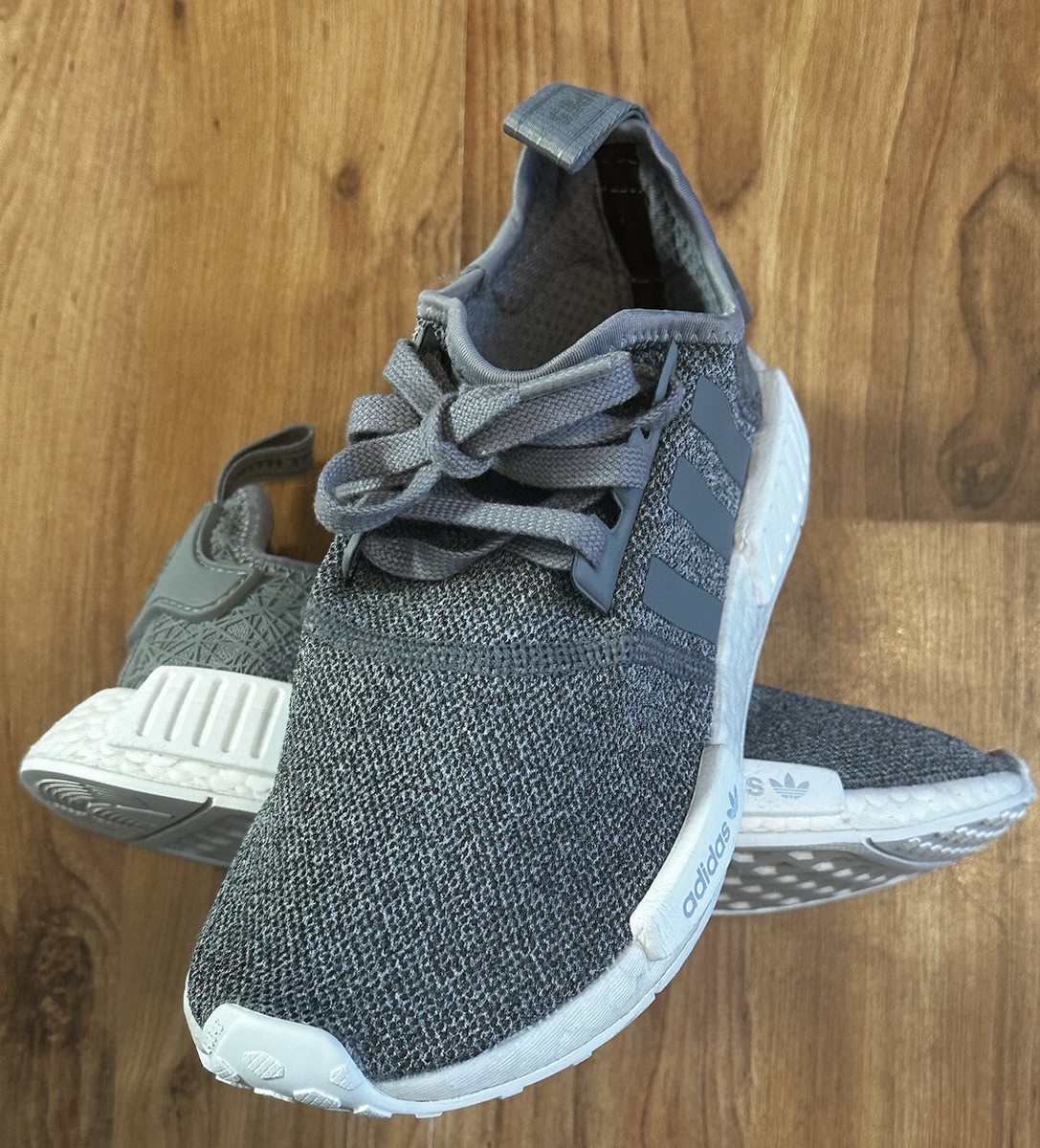 Ladies /Mens Uk Size Silver Grey Adidas SHW 675001 Trainers VGC