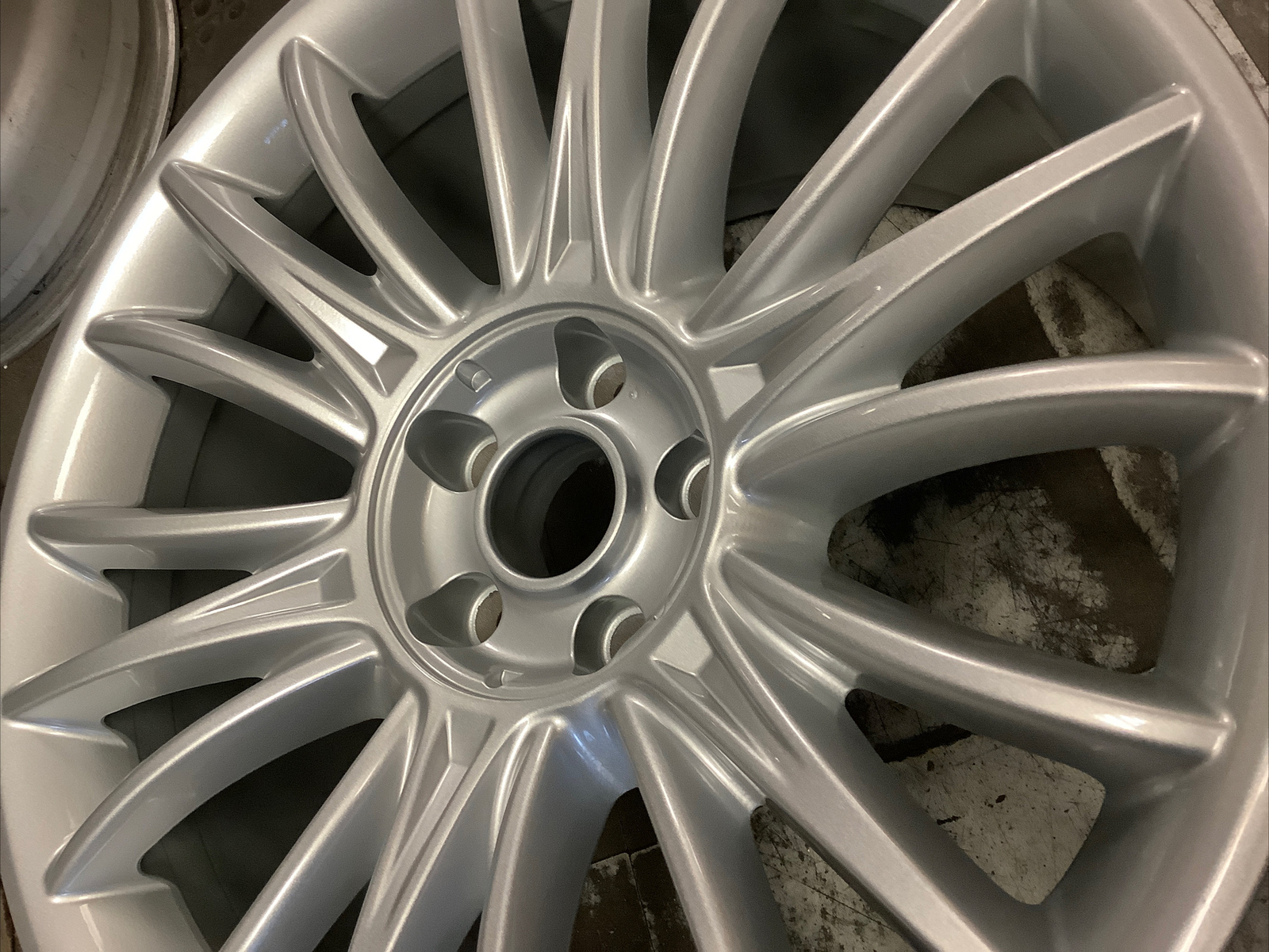 Maserati Quattroporte 2014 96688 aluminum OEM wheel rim 19 x 10 Rear Silver