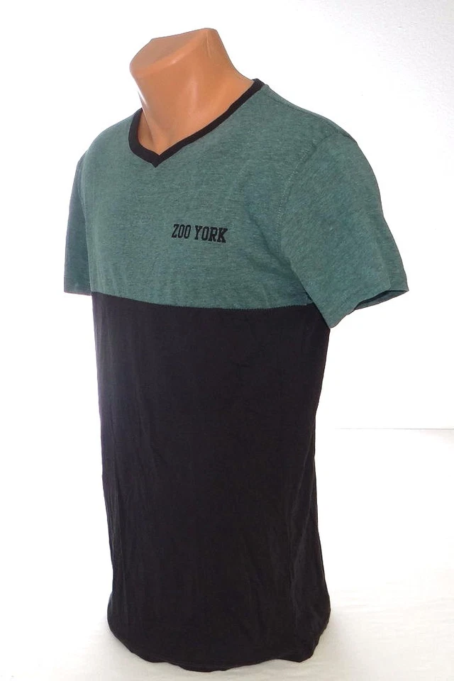 Camiseta Zoo York Verde y Negra Cuello en V Manga Corta Juvenil Niño XL 18/20 Foto 4 de 4