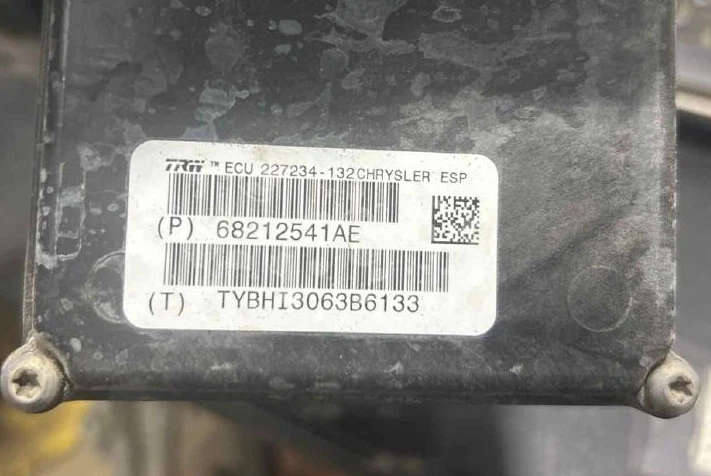 2014-2015 Dodge Ram 2500 ABS conjunto de bomba de freio antibloqueio fabricante de equipamento original - Imagem 2 de 2