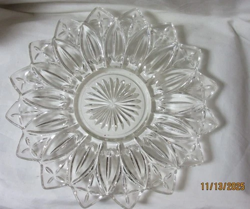 Vtg Petal Clear Glass 11 1/2" Plate 16-Point Starburst VPCGPS-11.5C