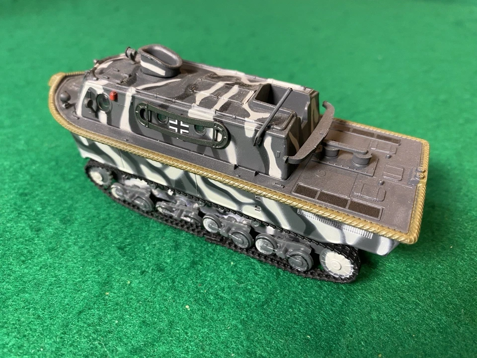 Amercom Landwasserschlepper I 1944 ACBG57 German Army 1:72 DAMAGED READ DESC - Image 2 of 2