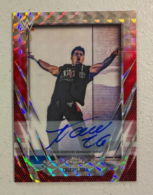 2026 Topps Chrome WWE Cruz Del Toro Red Geometric #5/5 Autograph Auto Card