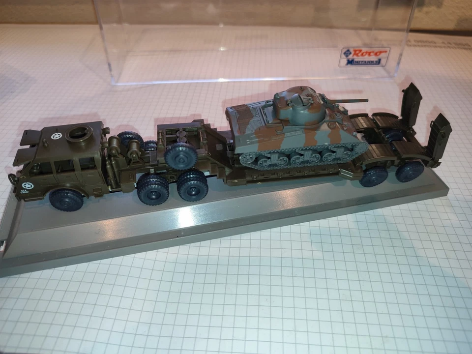 Roco Minitanks H0 #840 US M26 Panzertransporter mit Sherman in Box - - Bild 4 von 4