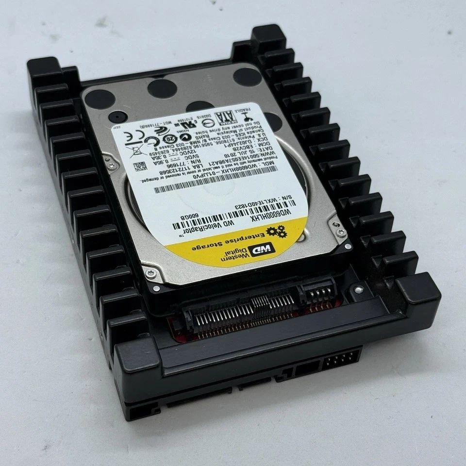 WD VelociRaptor 600GB 10K 10000rpm 32MB 2.5" - 3.5" HDD with IcePack WD6000HLHX - Image 3 of 4