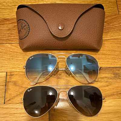 Ray-Ban Aviator Sunglasses Gold Metal Frame Blue Gradient Glass Lens Case