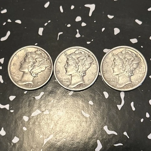 3 Silver Mercury 90 %  Dimes -XF - 1940 S - 1942 S - 1943 S. All Nice XF.